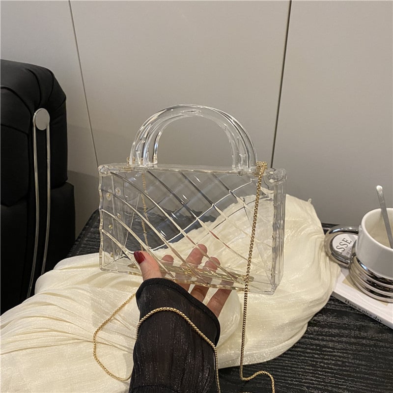 Prozirna PVC torbica za nošenje preko ramena s lancem, vodoravni kvadratni oblik, zaključavanje bravom, unutarnji pretinci za telefon i osobnu iskaznicu