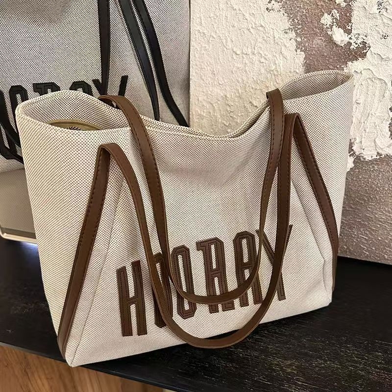 Unisex Tote torba od poliestera, unutarnja podstava od tkanine, proljeće 2024