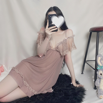 Női nyári pántos pizsama csipével, vékony anyagú poliészter 95%, 101–120 g/m², V-nyak, ujj nélküli