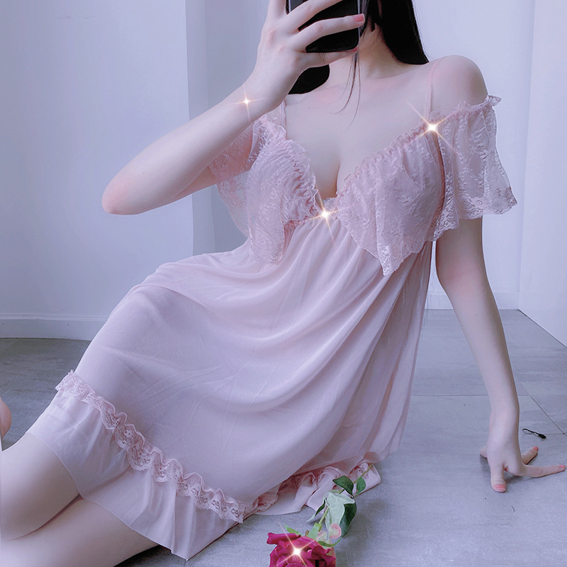 Női nyári pántos pizsama csipével, vékony anyagú poliészter 95%, 101–120 g/m², V-nyak, ujj nélküli