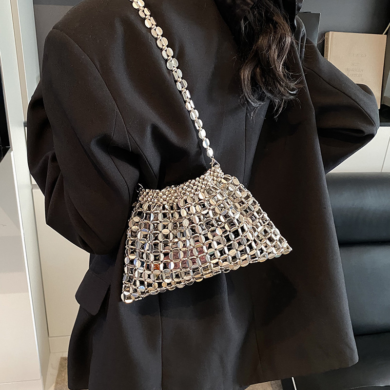 Torba za pazuh u uličnoj modi, od akrila, oblika knedle, otvoreni gornji dio, džep za mobitel