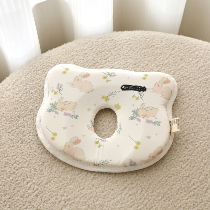 Buffie Bear Бебешка възглавничка за 0–6 месеца, абсорбира потта и диша, против деформации на главата, силиконова формуваща възглавничка