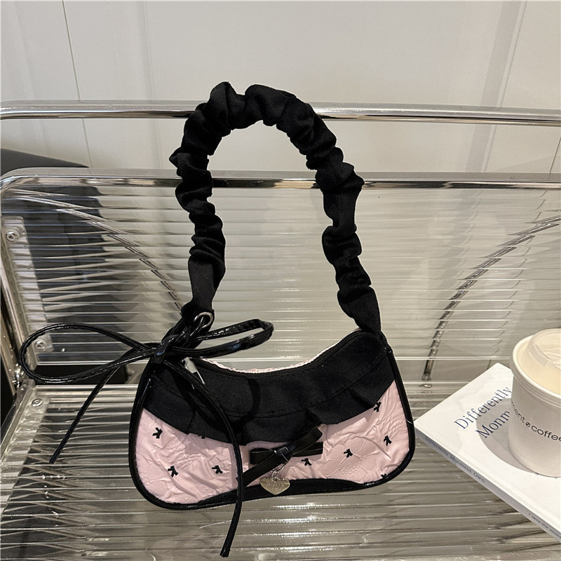 Ženska torbica od platna, urban stil jednostavnosti, horizontalni kvadratni oblik, zatvarač na zip, unutarnja pretinica za telefon