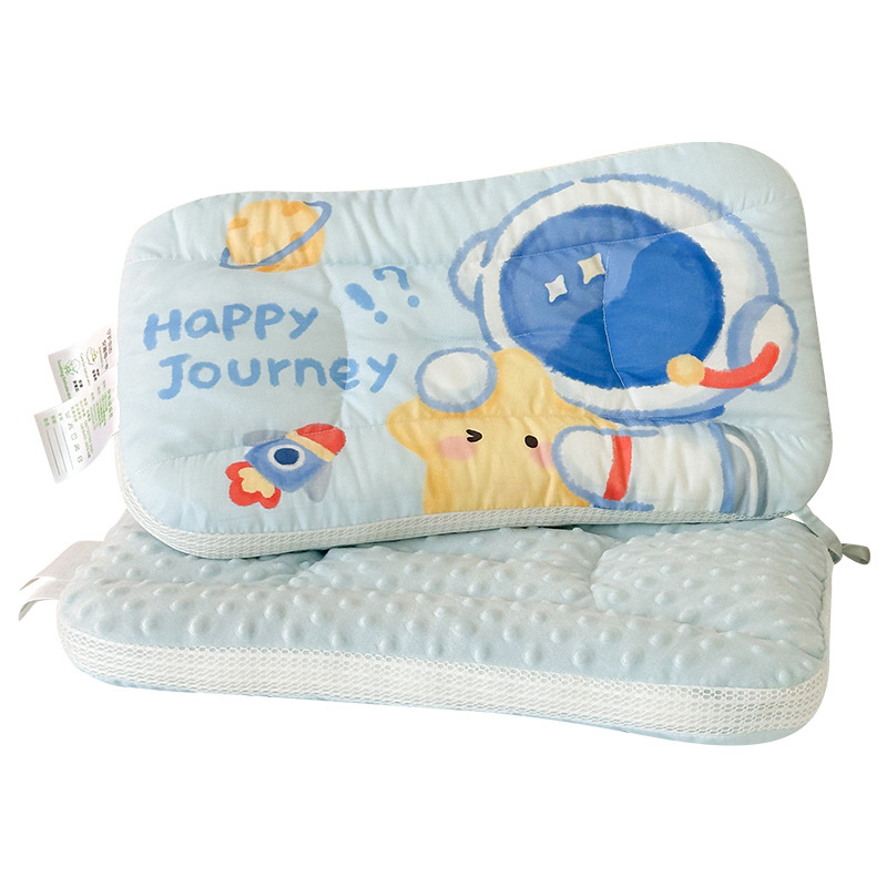 Παιδικό ορθογώνιο μαξιλάρι από 100% βαμβάκι; ύψος 5,1–10 εκ; βάρος 0,5–1,0 kg; γέμισμα: 100% ινών πολυεστέρα; ύφασμα: 100% βαμβάκι.