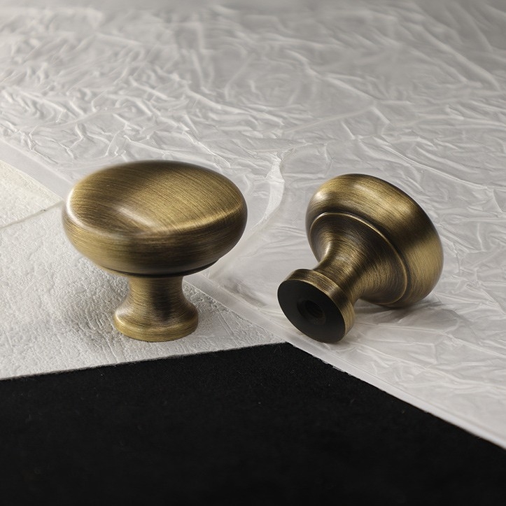Mesing ručka za vrata ormarića, francuski stil, modern minimalistički dizajn, površinsko ugradna, CNC obrada