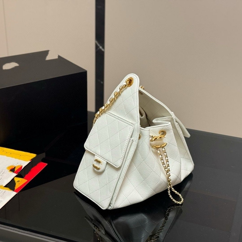 Torba hobo bucket od prave kože, uličnog stila, sa šnurnim zatvaranjem i unutarnjim džepovima za mobitel i dokumente