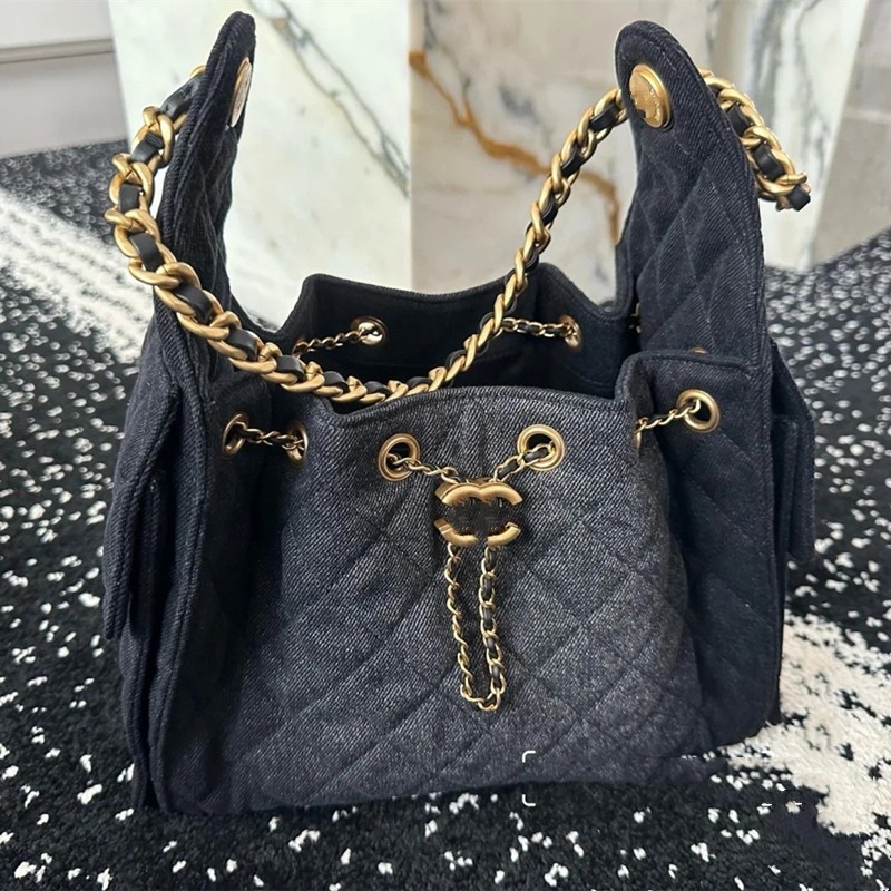 Torba hobo bucket od prave kože, uličnog stila, sa šnurnim zatvaranjem i unutarnjim džepovima za mobitel i dokumente