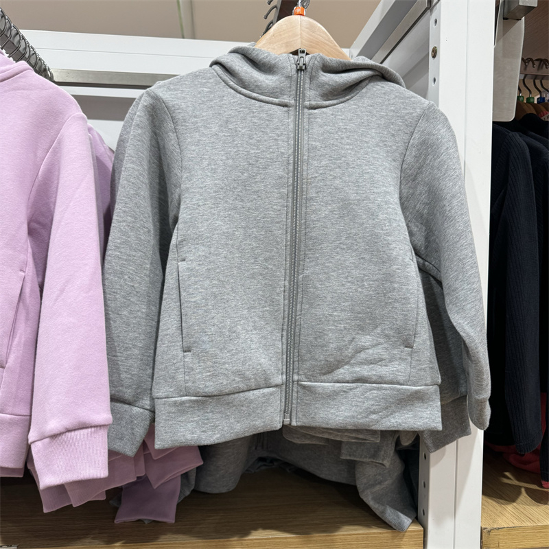 Gyerekeknek szóló sportos zip Hoodie kapucnival, koreai stílus, magas elaszticitás, gyorsan száradó anyag, nyúl szőréből készült fő anyag.