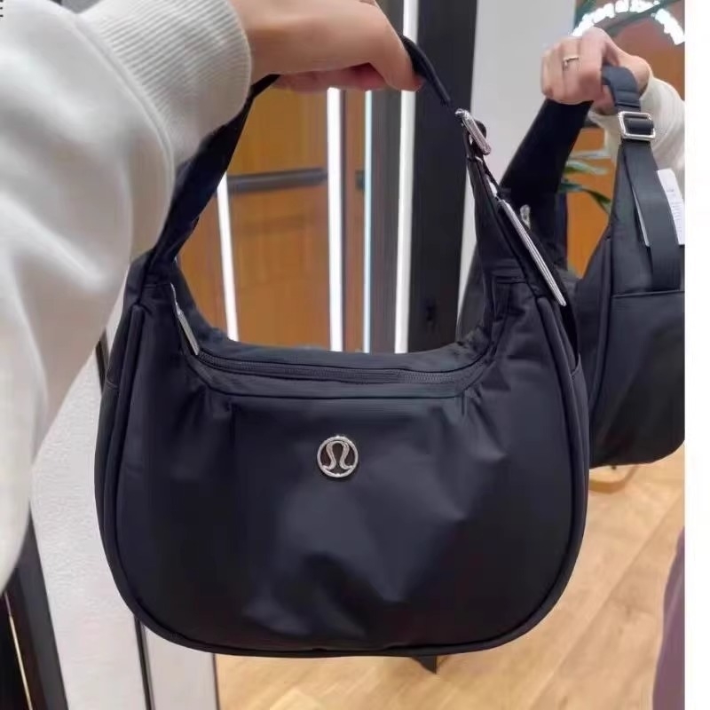 Urban nylon Lulu torba preko ramena, dumpling oblik, torba ispod pazuha, s jednim remenom, zatvaranje na zip, podstava od poliestera, velika zapremina, za svakodnevnu uporabu