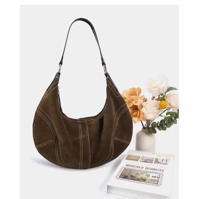 Ženska crossbody torba u obliku dumplinga od poliester materijala, zatvarač, unutarnji džep s zatvaračem i džep za mobitel