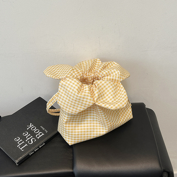 Torba preko ramena u stilu street fashion - poliester, vodoravni kvadratni oblik, magnetska kopča, unutarnji džep za telefon