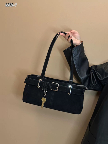 Kožna torba za rame u retro stilu, vodoravnog kvadratnog oblika, zatvaranje na zip, unutarnji džep s zipom i džep za dokumente