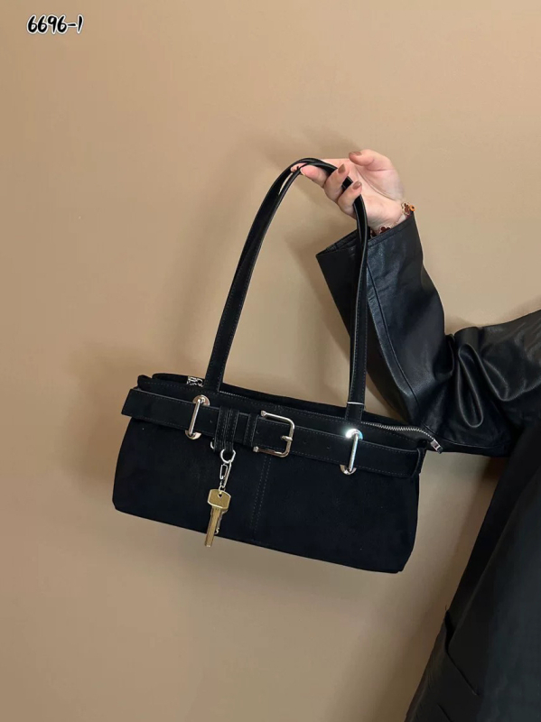 Kožna torba za rame u retro stilu, vodoravnog kvadratnog oblika, zatvaranje na zip, unutarnji džep s zipom i džep za dokumente