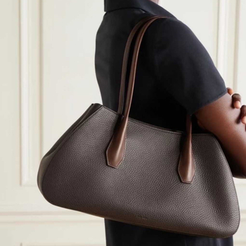 Hobo torba od kože, vodoravni kvadratni oblik, ulični stil, otvaranje kukom, unutarnji džepovi za mobitel i dokumente, podstava od super vlakana