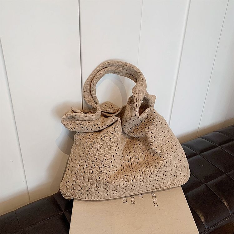 Tote torba s urbanim minimalističkim stilom, pamuk, podstava od poliestera, zatvaranje zipom, vodoravni kvadratni oblik, trodimenzionalan vanjski dizajn