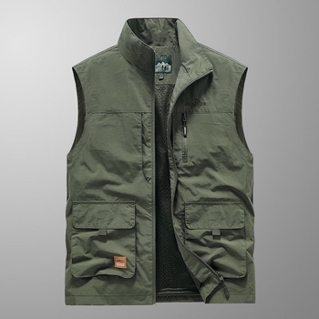 Vesta lejeră fără mâneci cu guler înalt, fermoar și buzunare tridimensionale