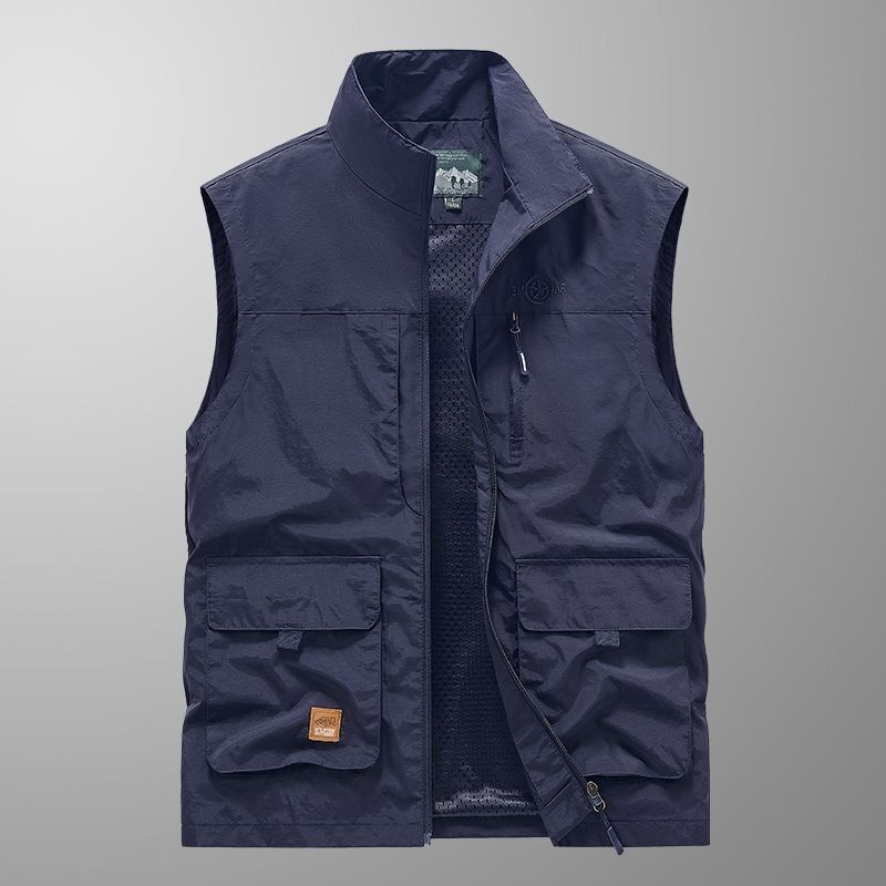 Vesta lejeră fără mâneci cu guler înalt, fermoar și buzunare tridimensionale