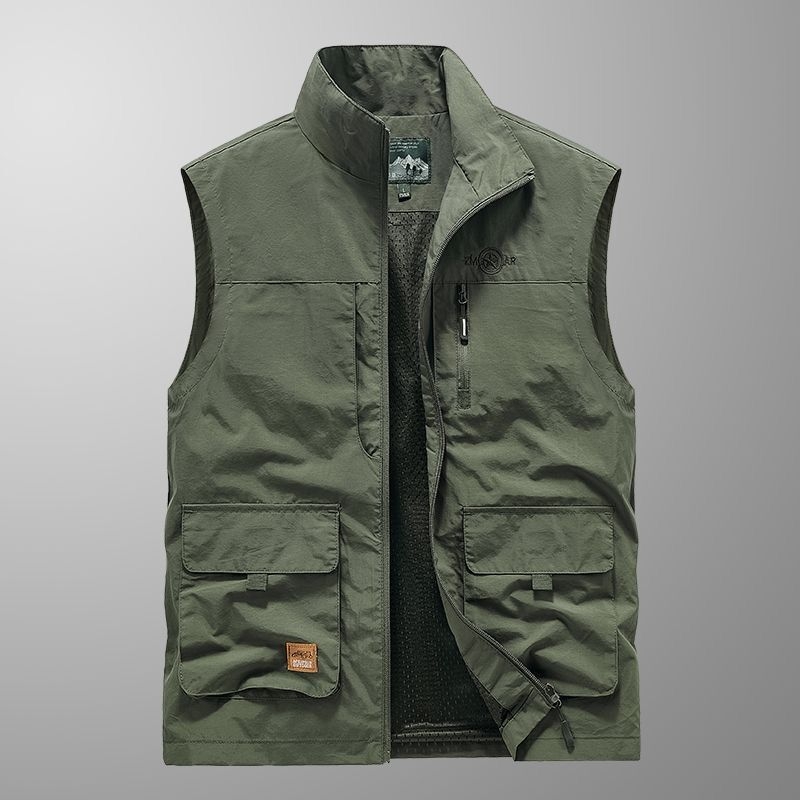 Vesta lejeră fără mâneci cu guler înalt, fermoar și buzunare tridimensionale