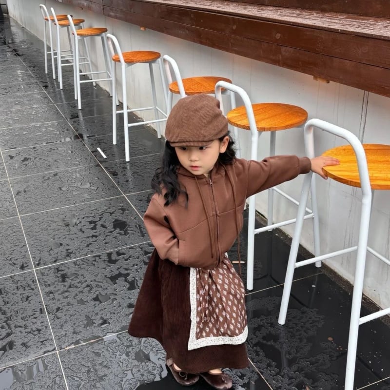 Σετ δύο τεμαχίων για κορίτσια: τοπ από βαμβάκι и φούστα από corduroy για άνοιξη-φθινόπωρο, χαλαρό στυλ