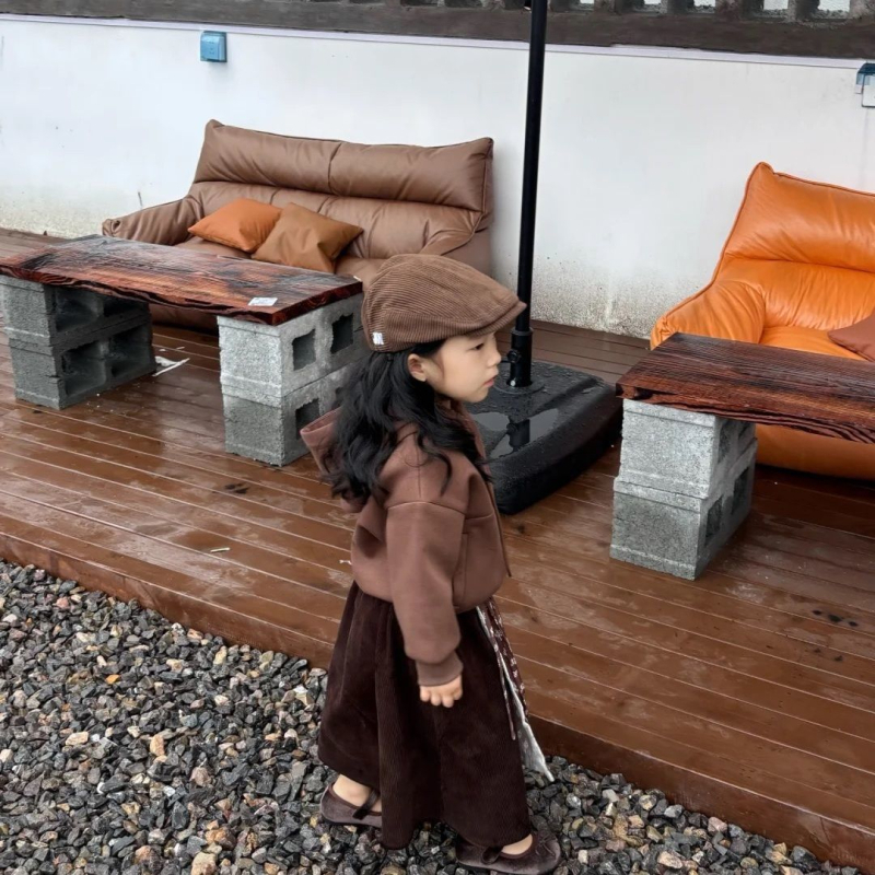 Σετ δύο τεμαχίων για κορίτσια: τοπ από βαμβάκι и φούστα από corduroy για άνοιξη-φθινόπωρο, χαλαρό στυλ