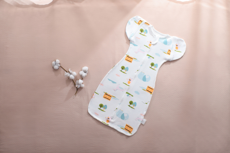 Woven Children Baba alvózsák, ölelős kendő, 100% pamut, poliészter töltet, állatmintás, újszülött