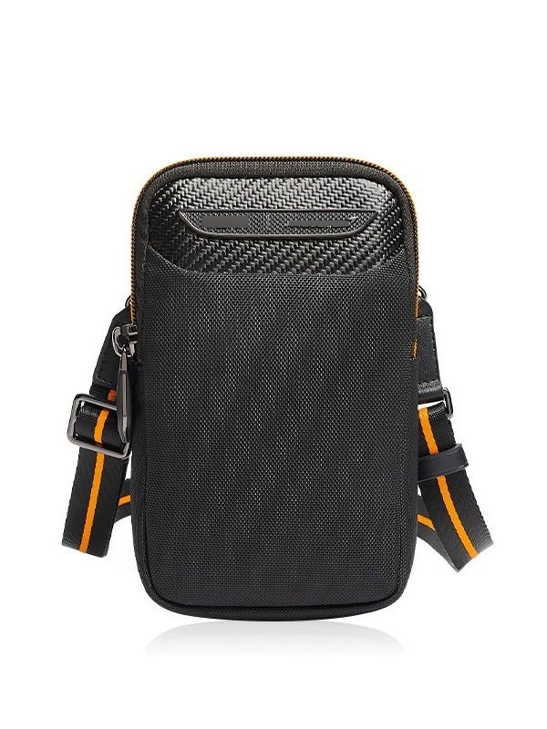 Nylon messenger táska vállra, rekesz a telefon számára, cipzáras nyitás, függőleges téglalap forma, uniszex