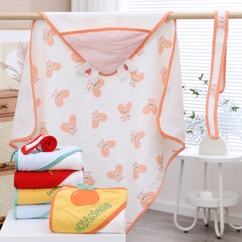 Baba ölelős takaró - 95% tiszta pamut, töltet tiszta pamut, minden évszak, újszülötteknek, minták: állatok, rajzok, betűk, virágok