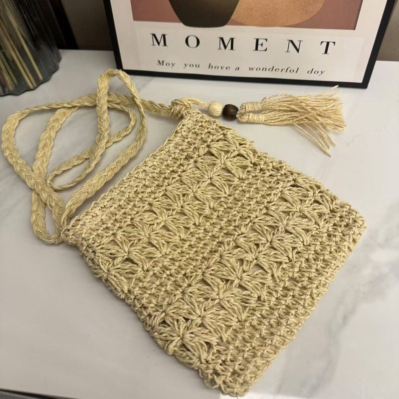 Ručna pletene slamnata crossbody torba s vertikalnim kvadratnim oblikom, zatvaračem i džepom za telefon