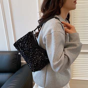 Női hónalj-táska - városi egyszerű stílus, poliészter, horizontális négyzet alakú forma, cipzáras nyitás, háromdimenziós külső táska