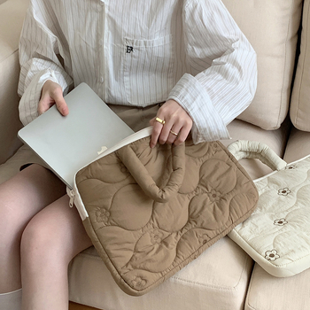 Geantă laptop tote cu broderie florală în stil japonez, material nylon, căptușeală poliester, design care reduce povara