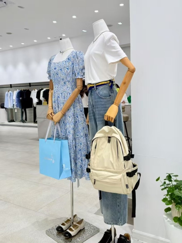 Unisex vodootporni ruksak za putovanje, 20–35L, najlon, kompatibilan s 15-inčnim prijenosnim računalom, naramenice s zračnim jastučićima