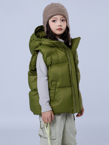 Παιδικό γιλέκο με κουκούλα σε κορεατικό στυλ, γέμισμα από down πάπιας 50–55%, παχυσμένο