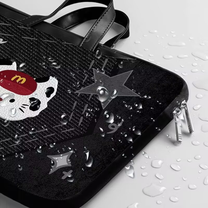 Torba za prijenosno računalo s simpatičnim cartoon motivom, PU materijal, vodootporna i otporna na trošenje, dvostruka upotreba — ručna i naramenica, kompatibilna s Apple/Huawei/Xiaomi/Xiaoxin