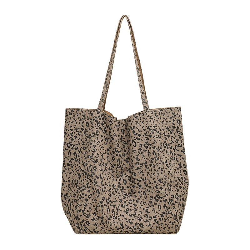 Torba Tote u gradskom stilu s leopard uzorkom, materijal poliester-pamuk, podstava od najlona