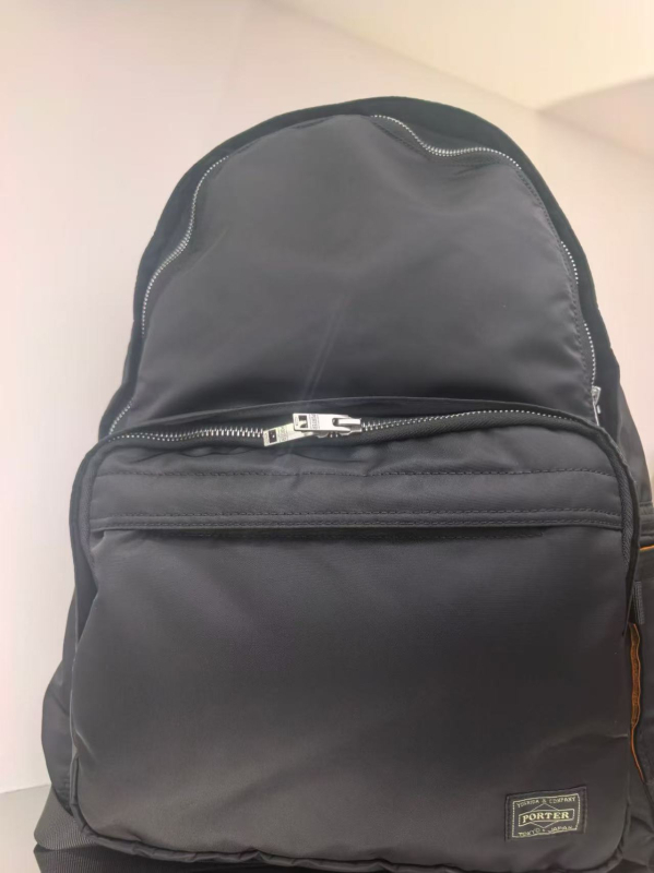 Seria TANKER DAYPACK, rucsac unisex pentru uz zilnic și navetă, din poliester, capacitate sub 20L, compatibil cu laptop, primăvară 2026