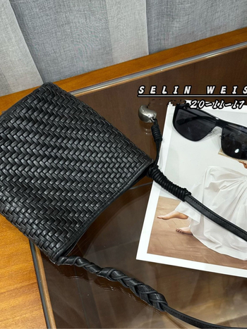 PU bucket torba, tkanina, gradski stil, crossbody, najlonska podstava, otvoren gornji dio, unutarnji džepovi sa zatvaračima, džep za telefon i ID