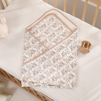 Dječji wrap swaddle — 100% pamuk, jednoslojni dizajn; novorođenčad 0–1 godina (do 80 cm); uzorci: životinje i cvijeće; sigurnosna kategorija A
