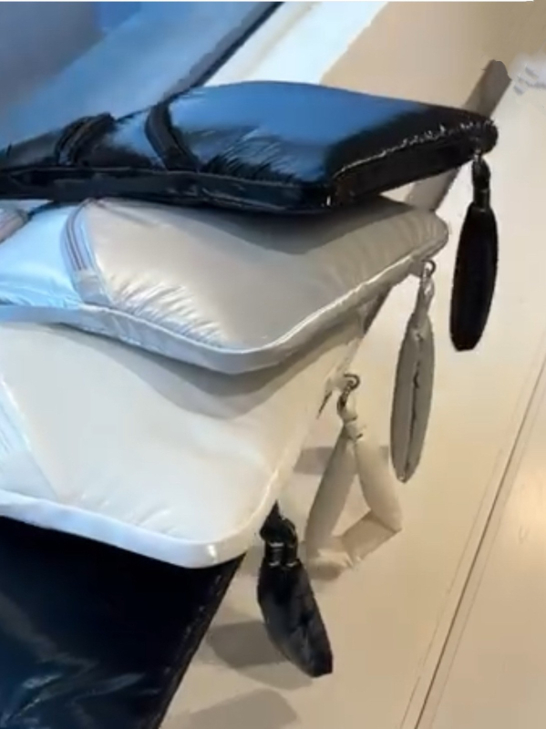 Ženska torbica za prijenosno računalo i tablet – PU materijal, kod 4209, proljeće 2026, vlastita marka