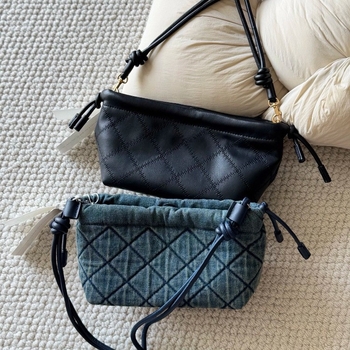 Geantă crossbody din piele de vită, model Cloud, închidere cu șnur, stil urban, buzunar pentru telefon, căptușeală poliester