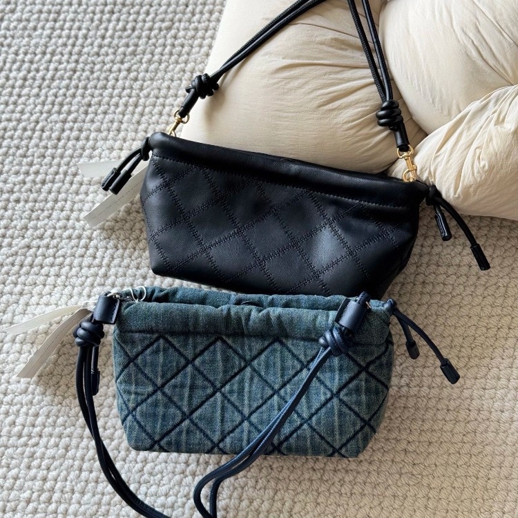 Geantă crossbody din piele de vită, model Cloud, închidere cu șnur, stil urban, buzunar pentru telefon, căptușeală poliester