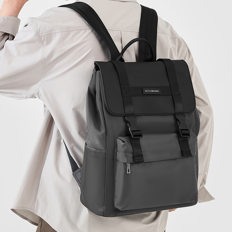 Najlonski ruksak, kapacitet 20–35 L, naramenice s jastukom zraka, gradski minimalistički stil, unisex