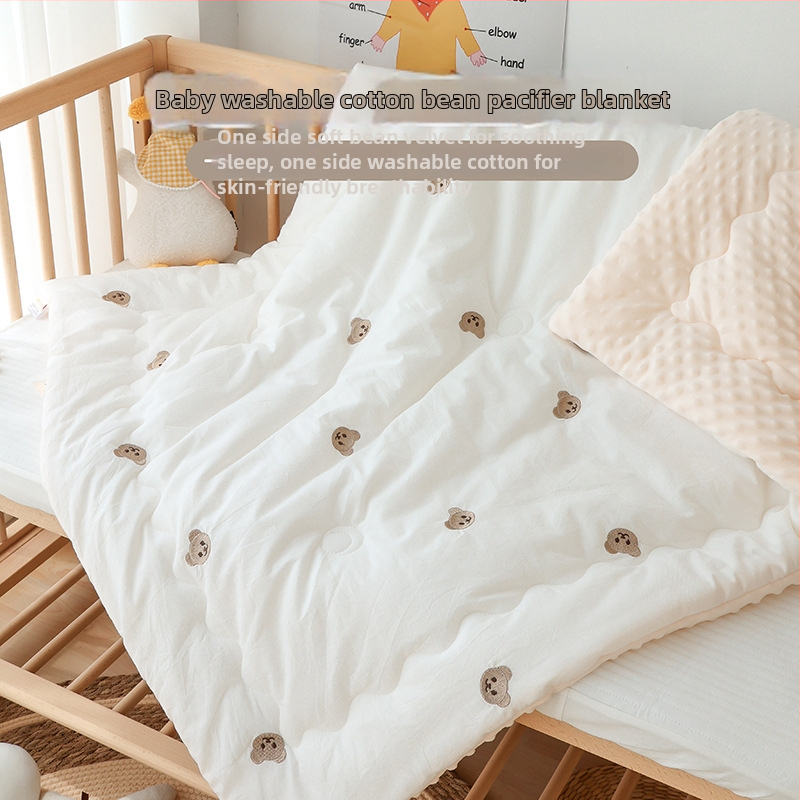 Detská prikrývka s 100% bavlneným poťahom a výplňou zo hodvábnych vlákien, pre deti do 14 rokov, celoročné použitie, spracovanie na mieru