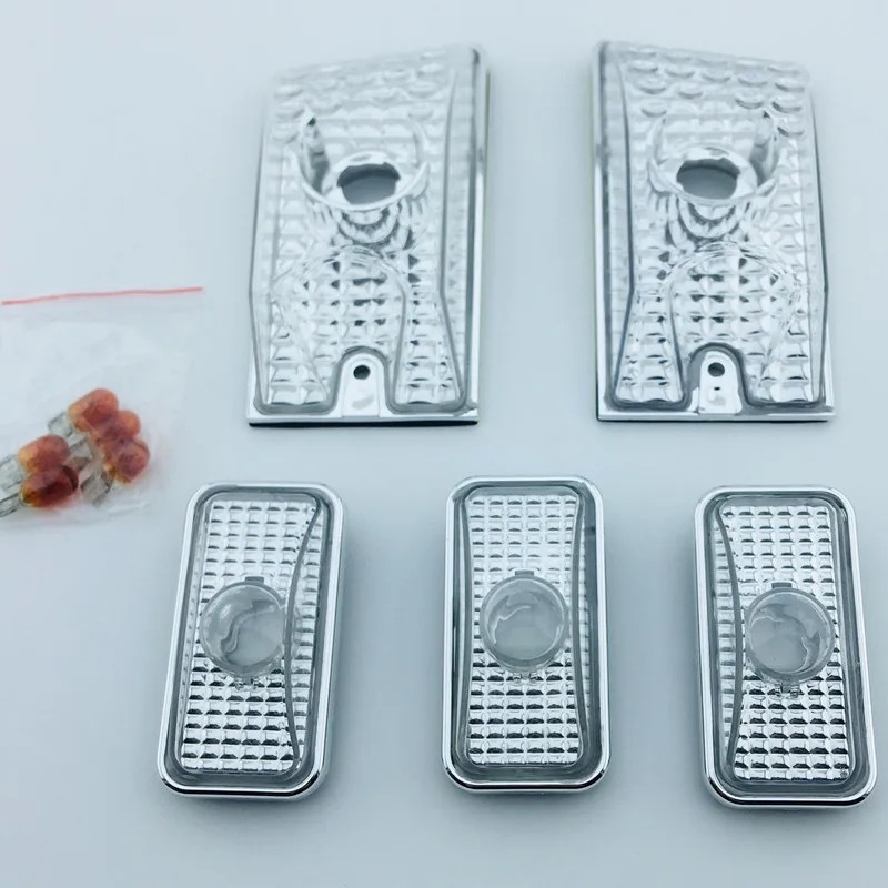 Krovno svjetlo za Hummer H2 SUV, halogena žarulja, 12V, 4W, MT/manual, model A2239007618L/A2239007718R