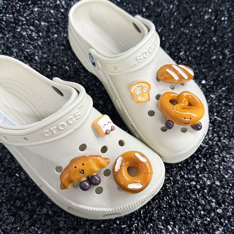 Crocs virágos cipő kiegészítő - levehető virágesdísz étel ihletésű motívummal, bőr cipőkhöz, szandálokhoz, textiles cipőkhöz és papucsokhoz - egész éves viselés, édes akadémiai stílus