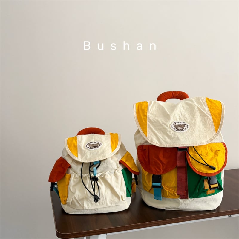 Gyerek hátizsák karikatúra családi stílussal – nylon, vízálló, lopás elleni védelem, bővíthető kapacitás, görbült vállpántok