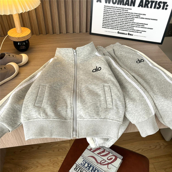 Детски двучастков костюм с дълги ръкави от полиестер, спортно-ежедневен стил за 3–8 години (пролет–есен–зима)