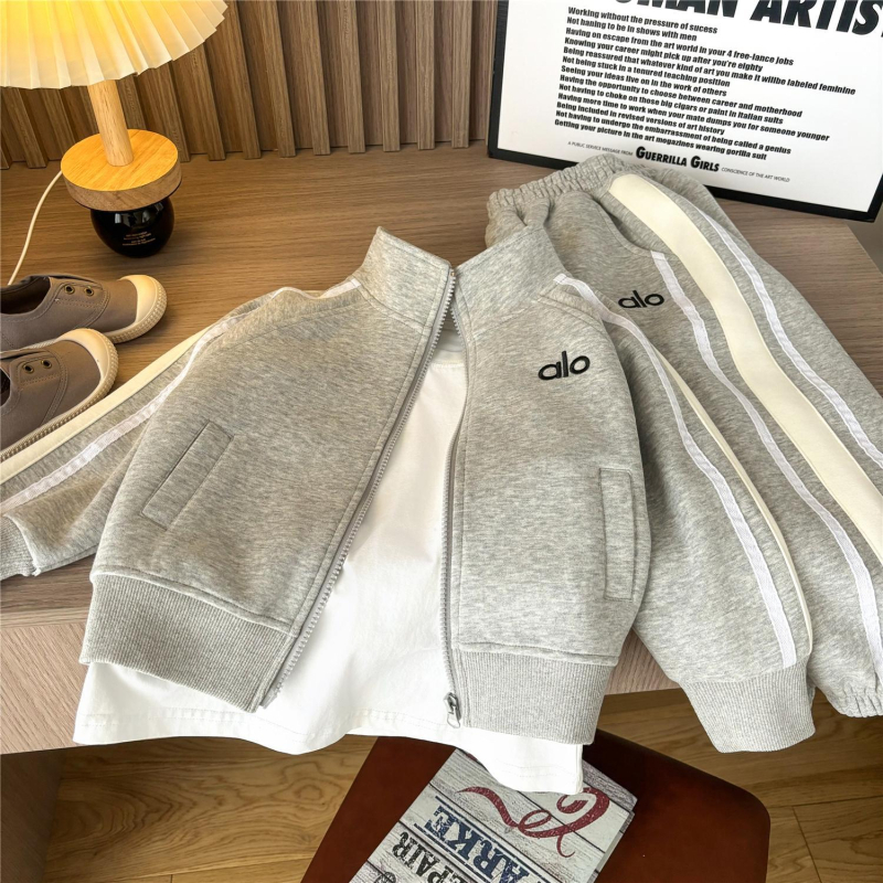 Детски двучастков костюм с дълги ръкави от полиестер, спортно-ежедневен стил за 3–8 години (пролет–есен–зима)