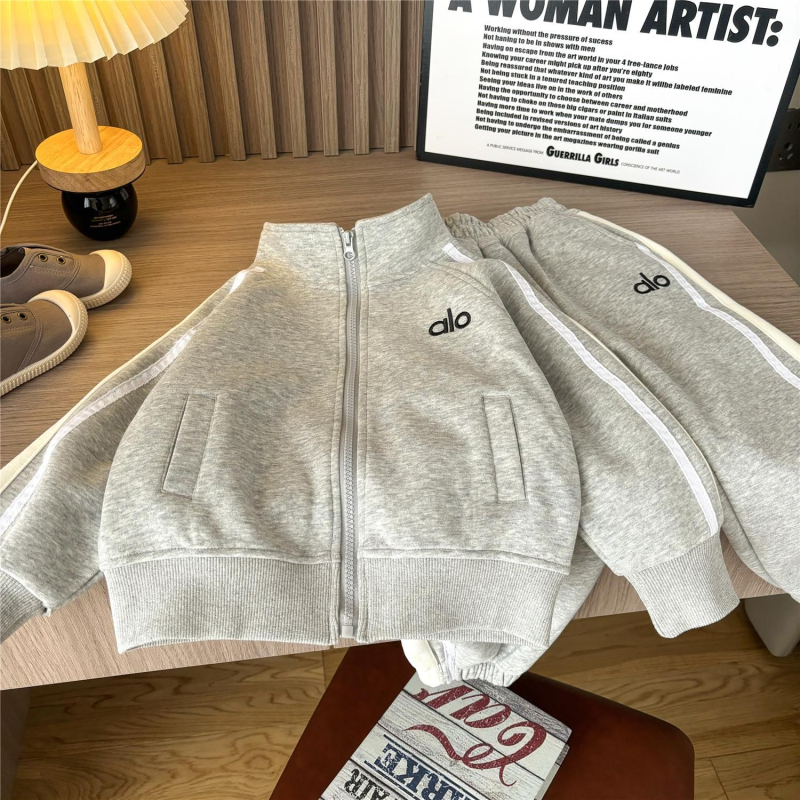 Детски двучастков костюм с дълги ръкави от полиестер, спортно-ежедневен стил за 3–8 години (пролет–есен–зима)