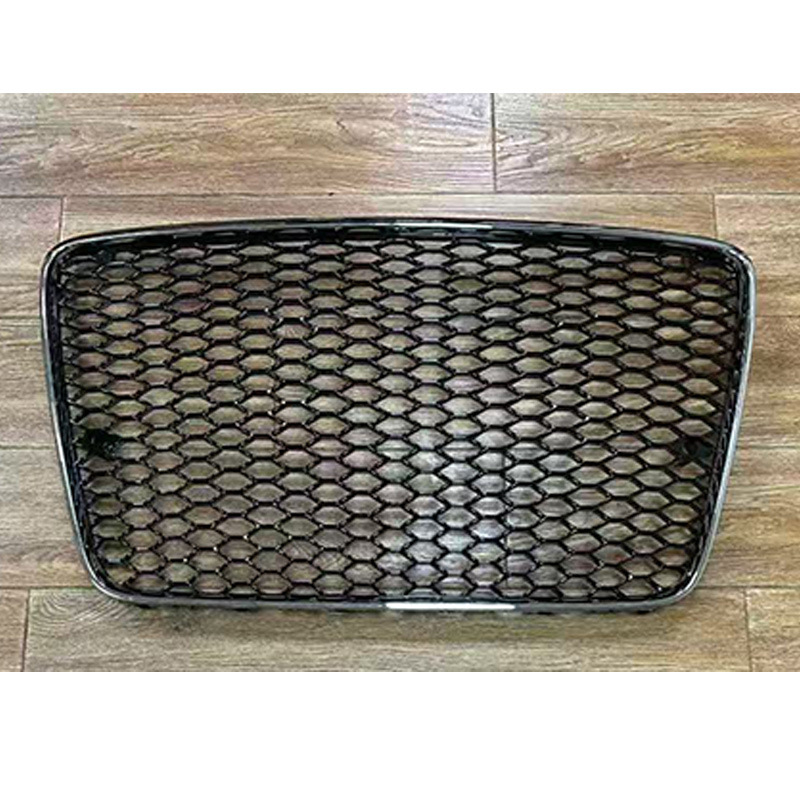 RSQ7 honeycomb gril bez loga za Audi Q7 (07-15) — ABS plast, montaža na branik, dimenzije 85×14×50, težina 3 kg