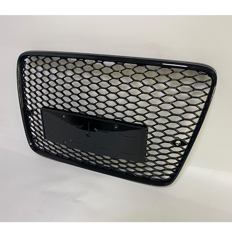 RSQ7 honeycomb gril bez loga za Audi Q7 (07-15) — ABS plast, montaža na branik, dimenzije 85×14×50, težina 3 kg